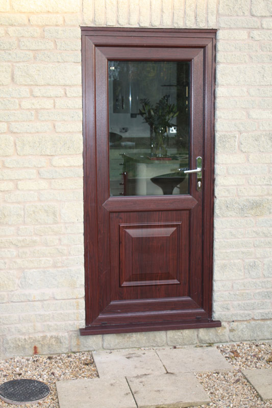 Rosewood Single Door Bedfordshire, Milton Keynes, Northampton