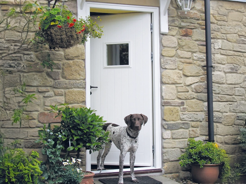 timber-front-door-white-newglaze-windows-doors-conservatories-bedfordshire